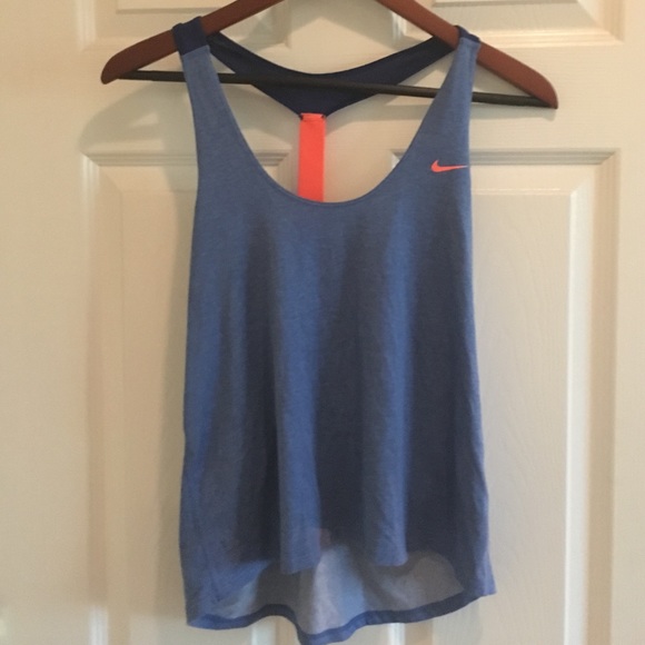 NIKE workout top