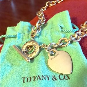Authentic Tiffany toggle heart necklace.