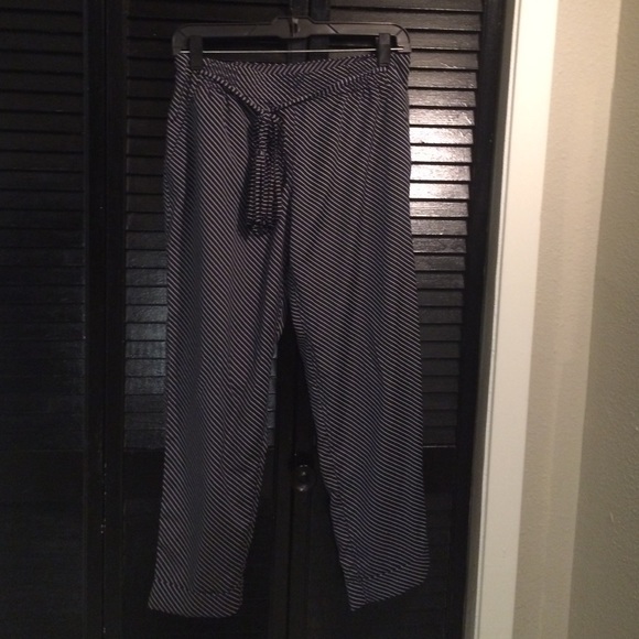 The limited Navy soft pants