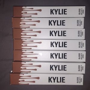 LIKE LIPGLOSS by Kylie Jenner