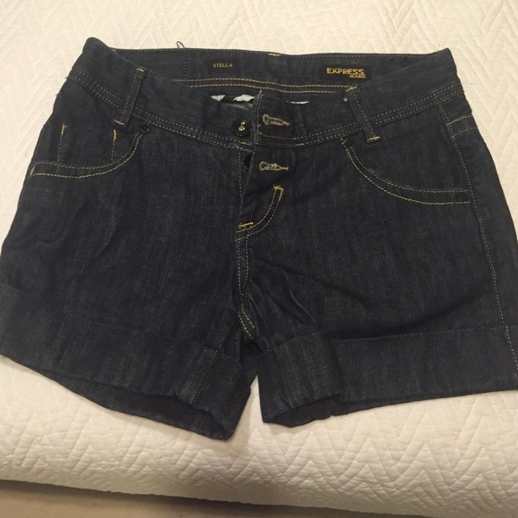 Express Stella shorts size 0
