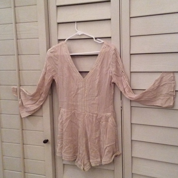 NWT Boho Tan Romper - Picture 4 of 4