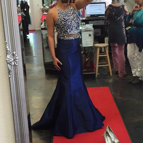 Two-Piece formal prom dress