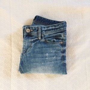 ♡ Light Wash Boyfriend Jeans ♡