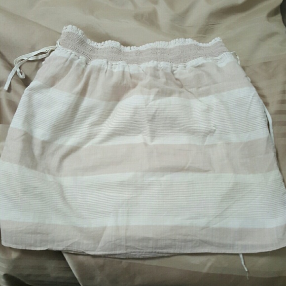 Banana  Republic skirt - Picture 2 of 3