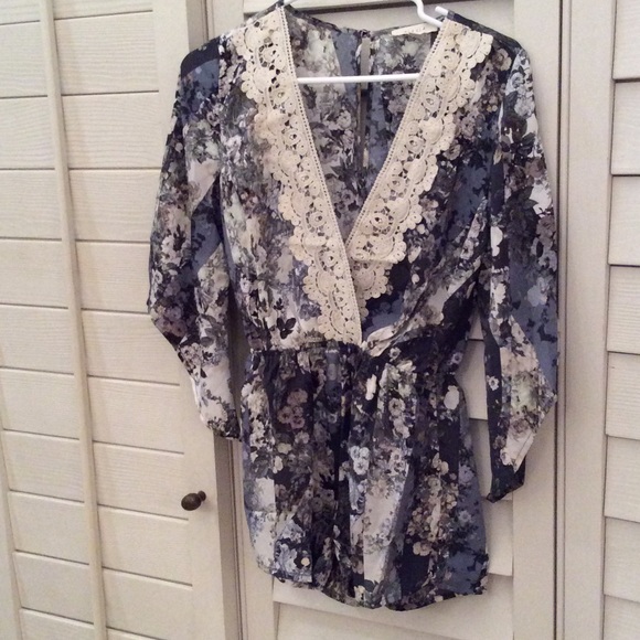 NEW Boho Floral Romper - Picture 2 of 4