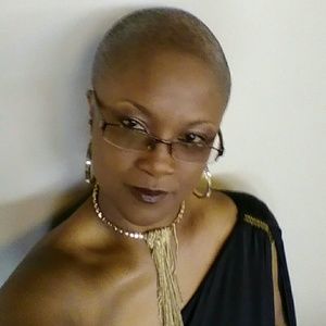 Meet your Posher, Ozella