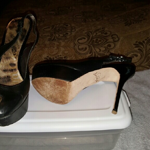 Shoes - Picture 2 of 2