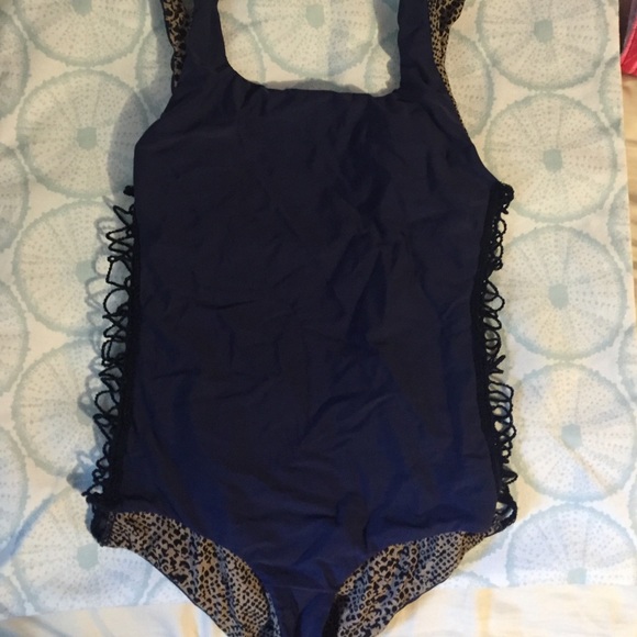 ✖SOLD️✖️Acacia Swimwear Bordeaux one piece
