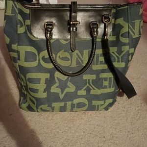 Dooney & Bourke bag
