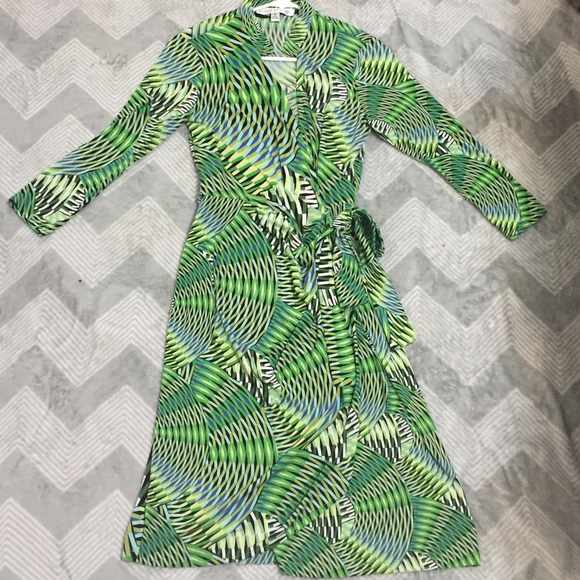 Maggy London wrap around dress