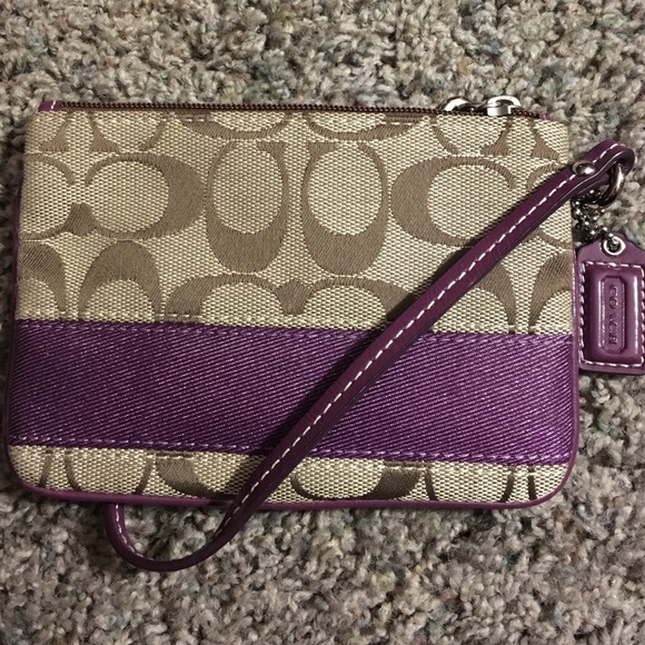 Coach wristlet