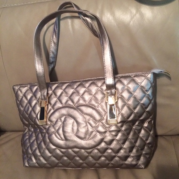 Chanel purse