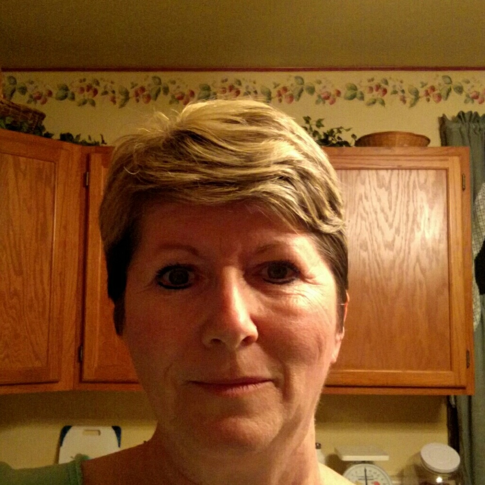 Meet your Posher, Debbie