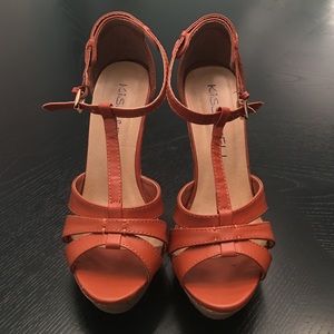 Kiss and tell brown wedges