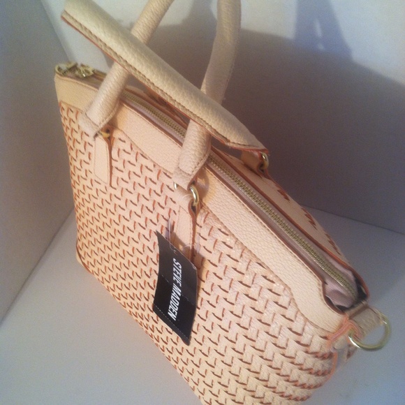 🔇 Sale $20 Steve Madden Bag - Picture 2 of 3
