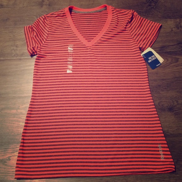 NWT Reebok tee