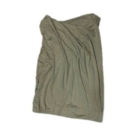 BCBGMaxazria bubble hem stretch waist Sz M