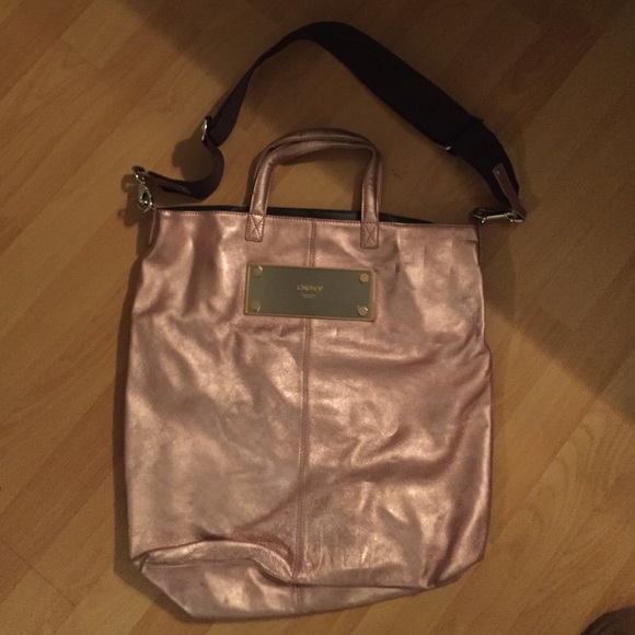 DKNY Metallic Pink Tote w Det Shoulder Strap