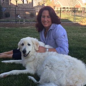 Meet your Posher, Caroline