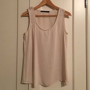 Sleeveless top