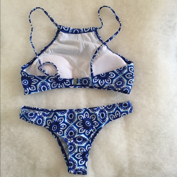 Floral bikini set - Picture 3 of 3