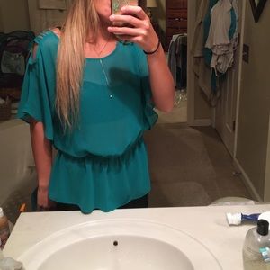 Cold-shoulder blouse