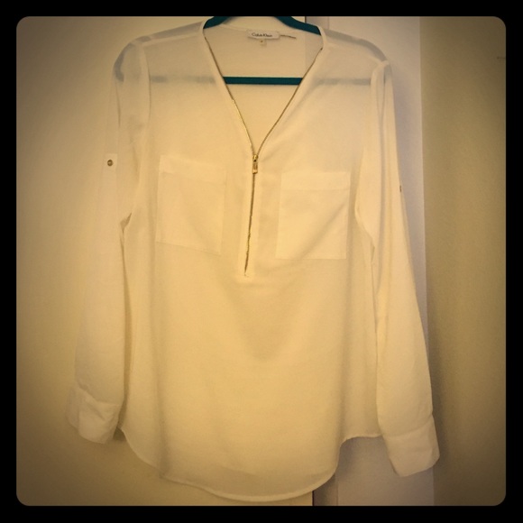 Pristine white Calvin Klein blouse w gold zipper
