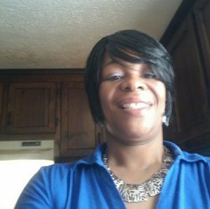 Meet your Posher, Valarie