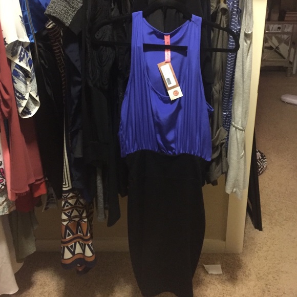 Ocean/Black short dress - size small. Brand new