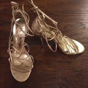 Aldo gold strappy heels sz 5