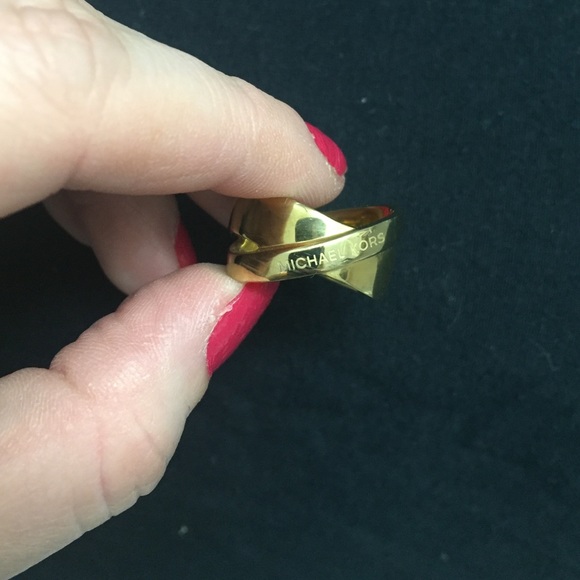 Michael Kors ring