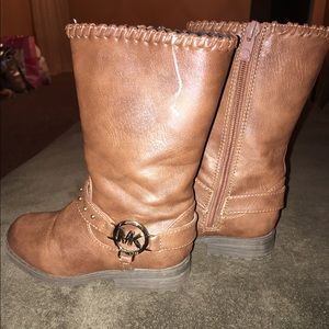 Brown MIchael Kors Boots for girls!