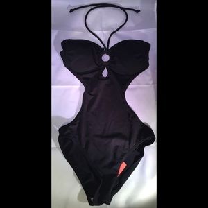 PRESTIGE EDGE ONE PIECE BACKLESS SWIM SUIT
