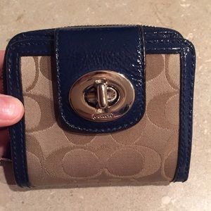 Coach Wallet. Brown & Navy Blue: Very CLEAN