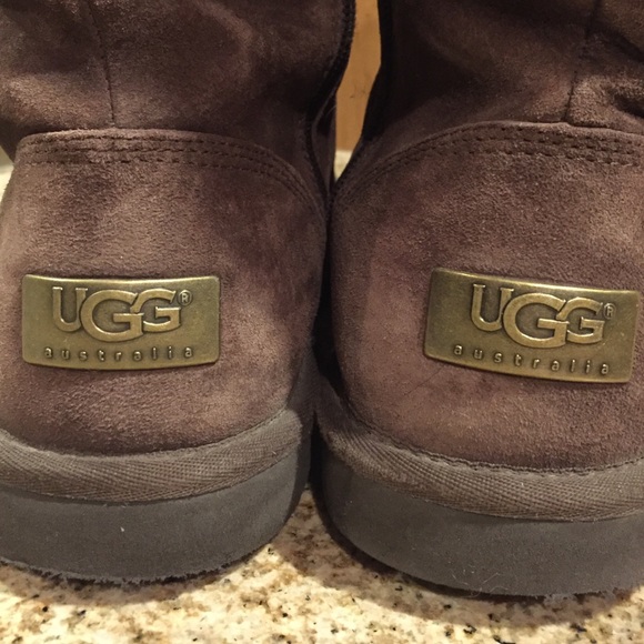chocolate coloured uggs chocolate coloured uggs