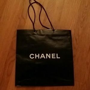 Chanel shopping bag