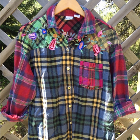 Vintage 1990's plaid flannel shirt