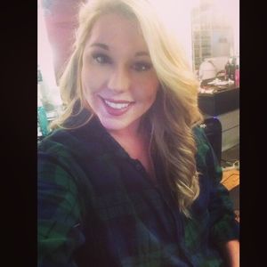 Meet your Posher, Kenzie