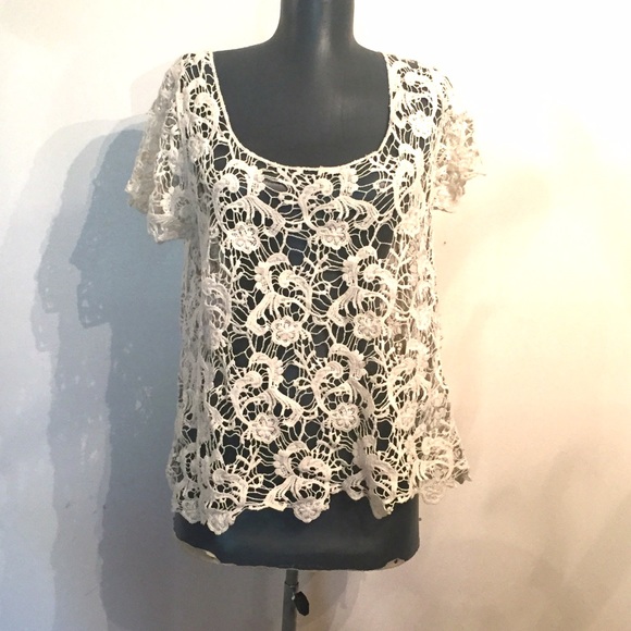 NWOT Noelle crochet top