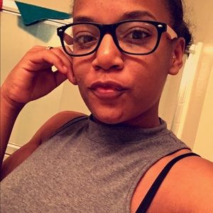 Meet your Posher, Tyana