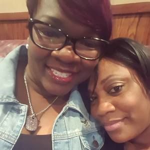 Meet your Posher, Juanisha