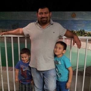 Meet your Posher, Andres