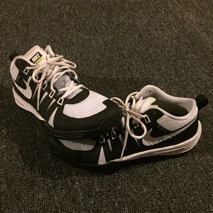 Nike Lunar TR1 FlyWire Black & White Gym Shoes