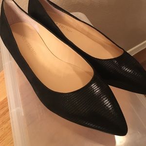 Ivanka Trump 'Chic' Flat