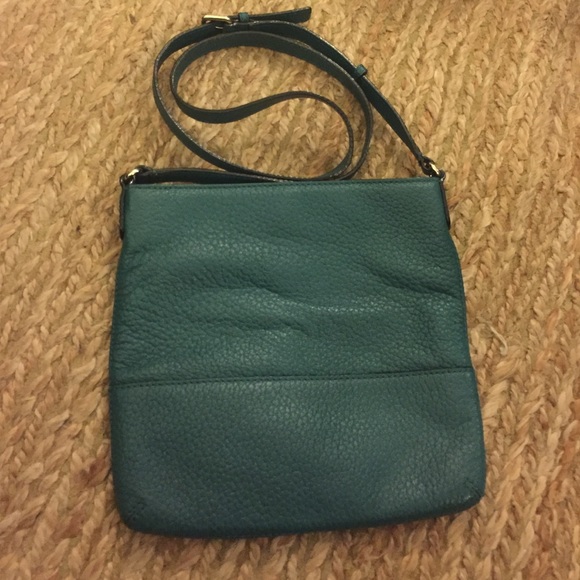 55 off kate spade Handbags Kate Spade emerald green crossbody purse