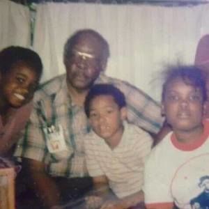 Meet your Posher, Adrienne