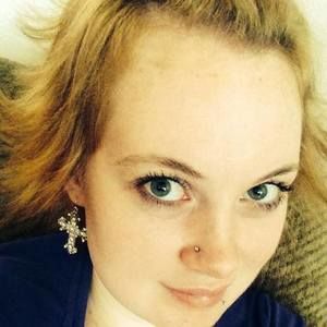 Meet your Posher, Roxanne