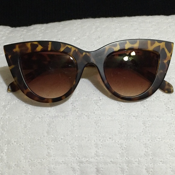 Quay Kitti Sunglasses