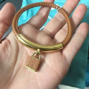 Great deal for a super cute Michael Kors bracelet!